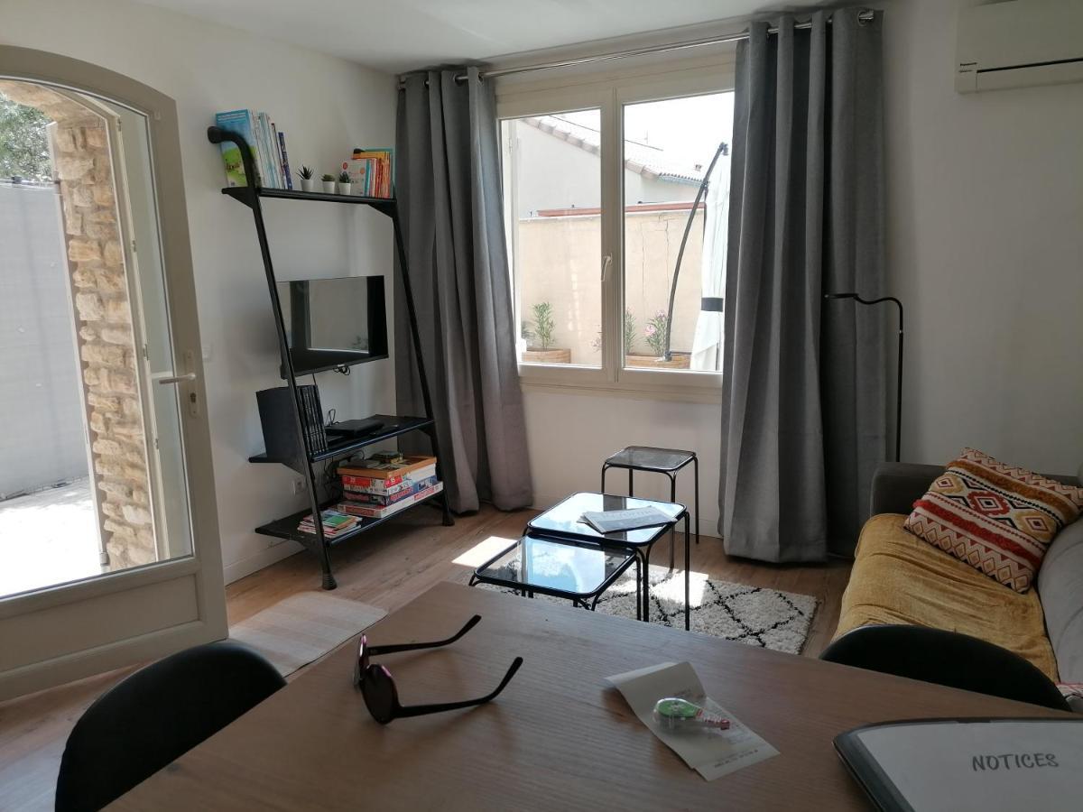 Appartement A l'ombre de l'Olivier à LʼIsle-sur-la-Sorgue Extérieur photo